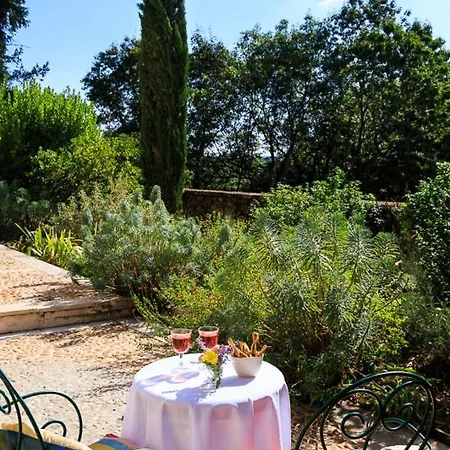 Sleeps 14 * Vouthon