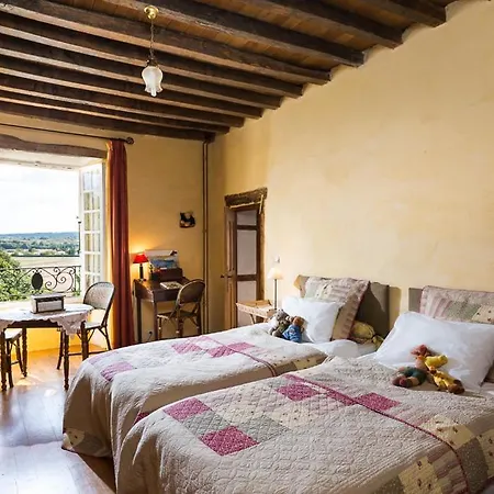 Sleeps 14 Villa Vouthon