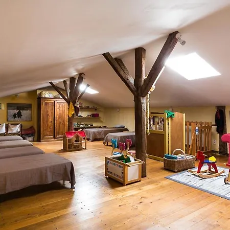 Sleeps 14